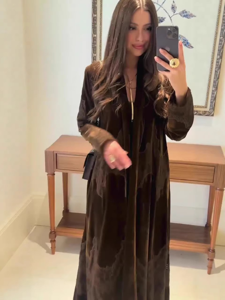 Street Fashion Winter 2026 - Women's Casual Lace Patchwork Overcoat Elegant