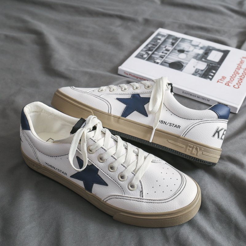 Street Fashion Walking - Retro White Star Skate Shoes 2026