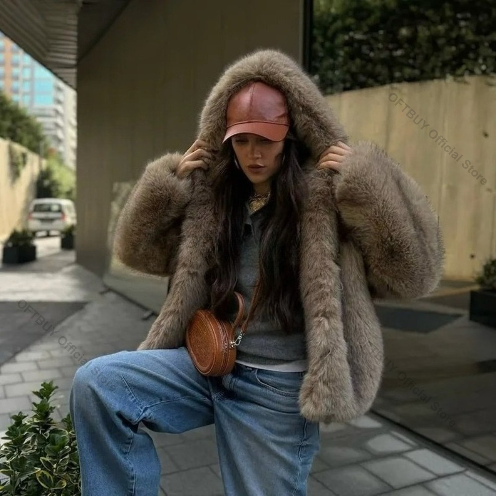 Street Fashion Winter 2026 - Chic Faux Fur Coat with Hood