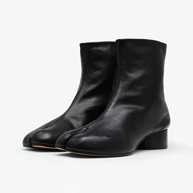 Street Fashion Winter 2026 - Luxury Design Fashion Split Toe Shoes