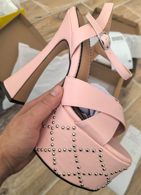 Fashionable White Black Buckle – обзор и цена Street Fashion Shoes